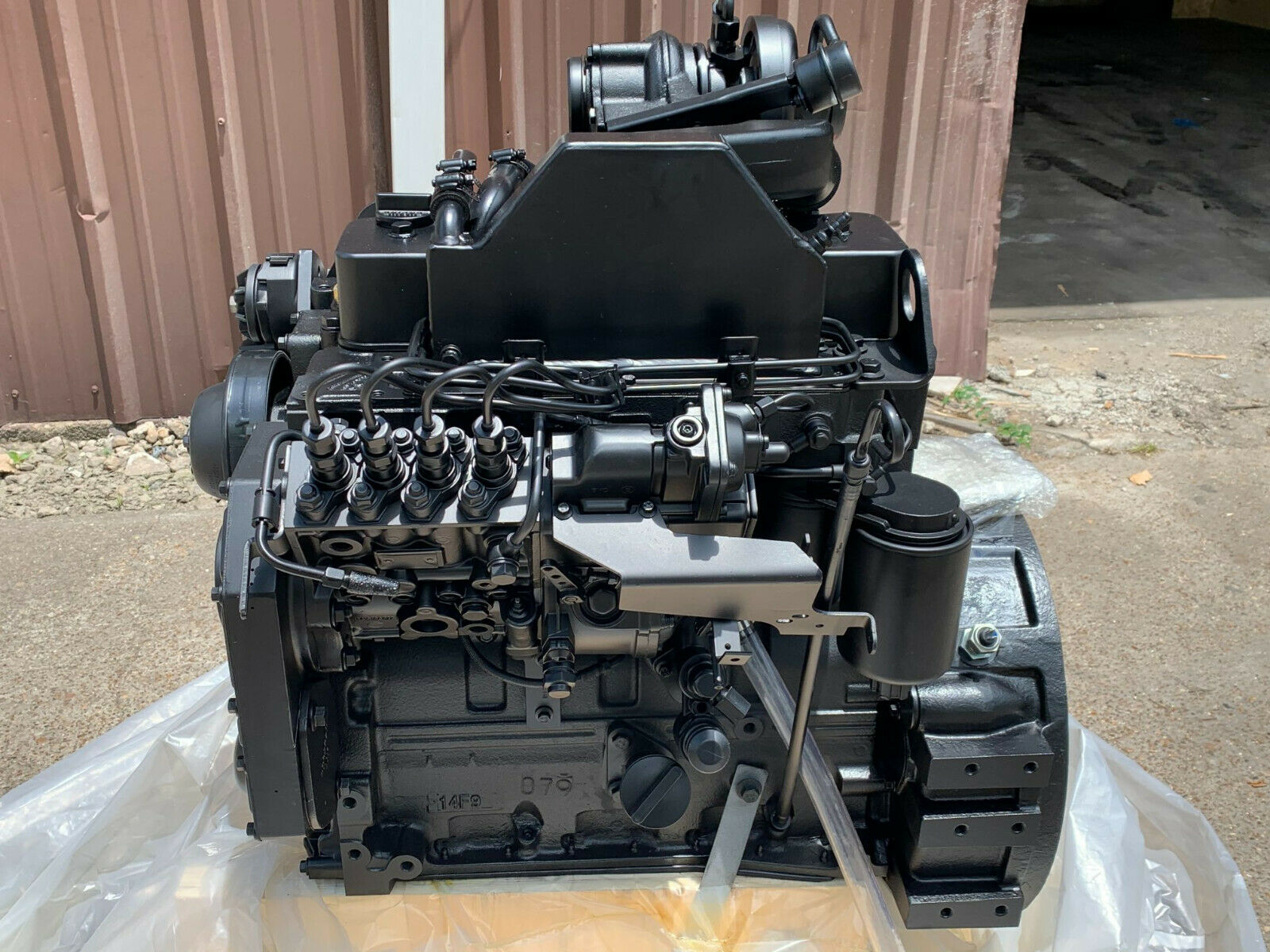 Cummins B3.9 engine