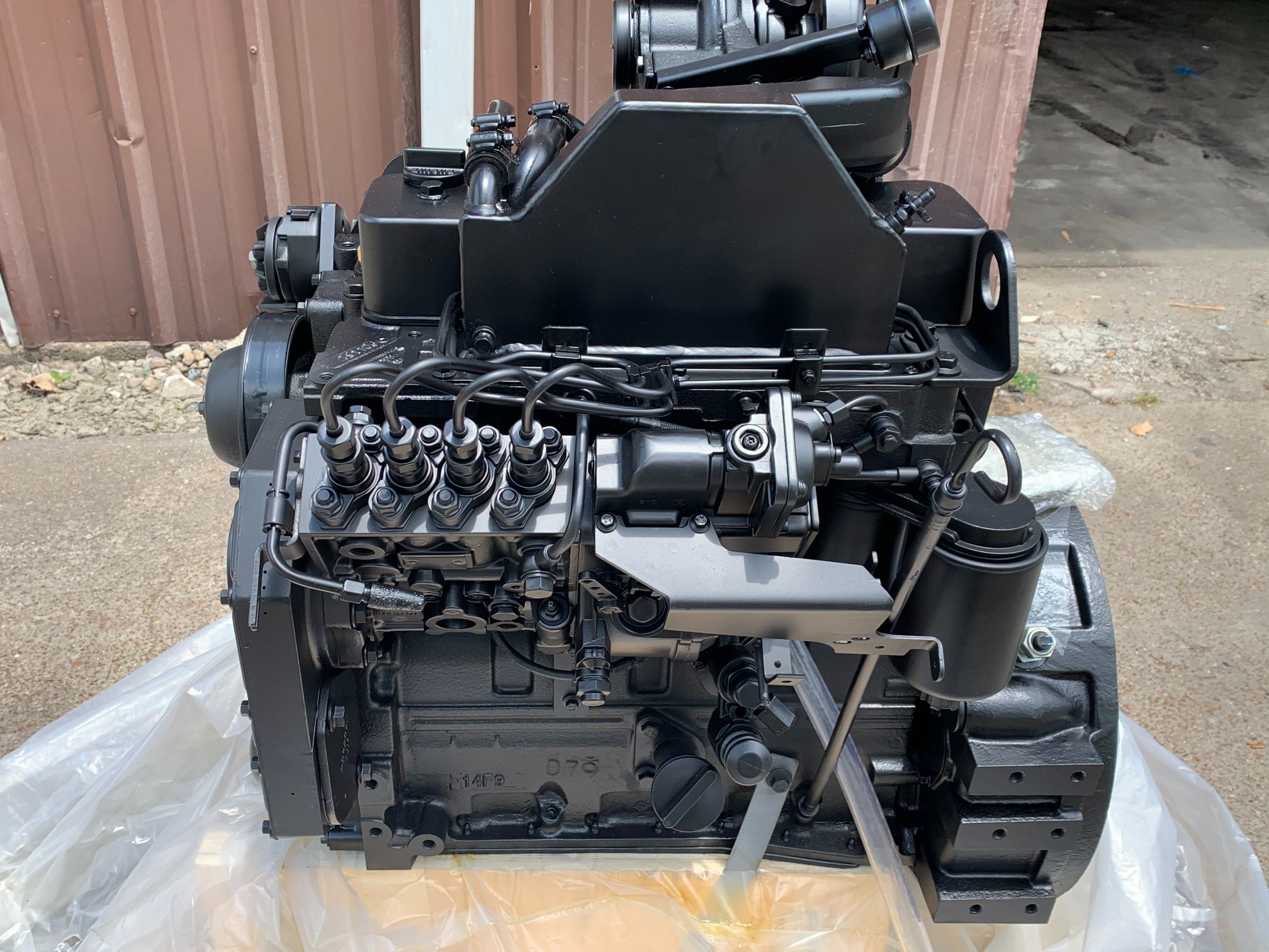 Cummins B3.9 engine