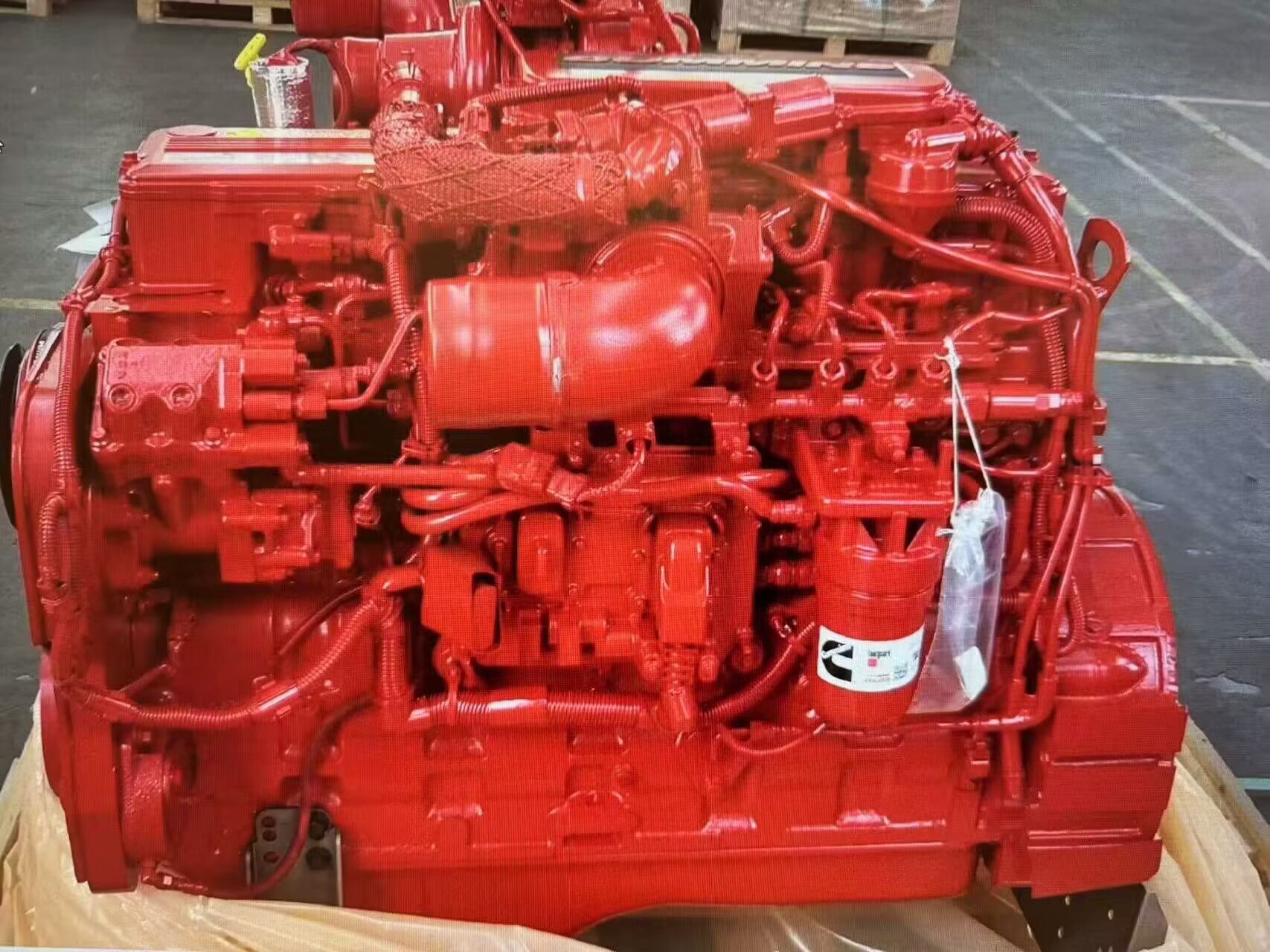 Cummins QSL9 engine