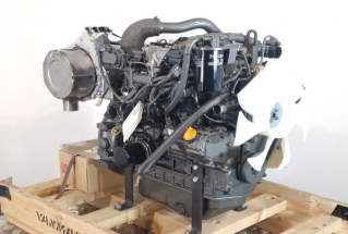Yanmar 4TNV86CT engine