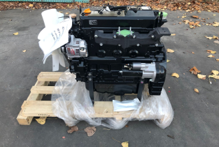 Komatsu 4D98E engine 